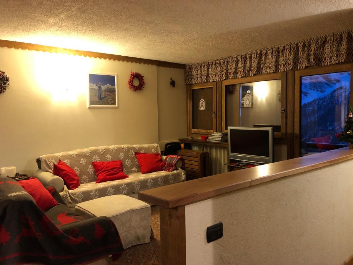 Il Gioiello Di Cervinia Apartment เบรยล์-แชร์วิเนีย ภายนอก รูปภาพ